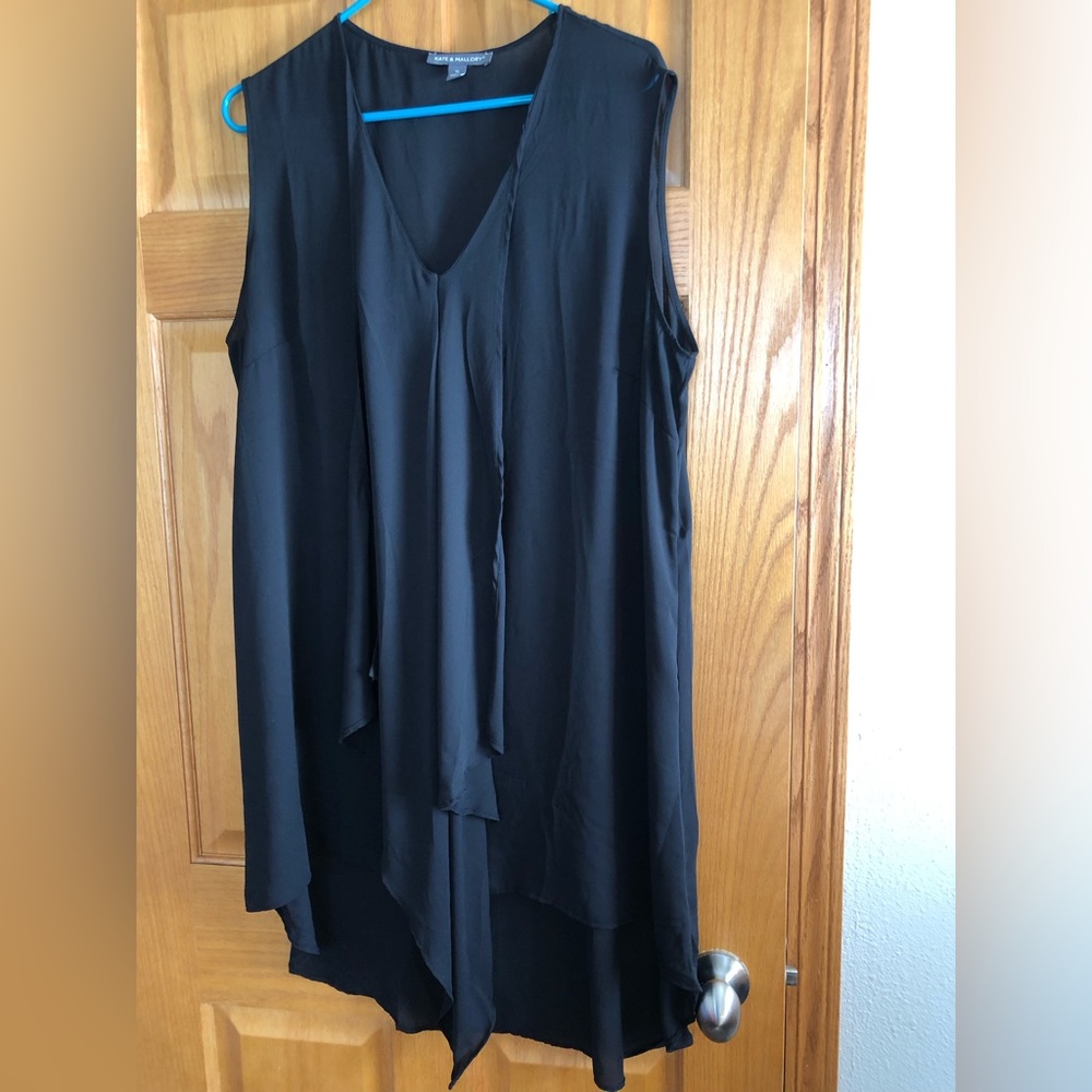 Sleeveless Black Tunic Blouse